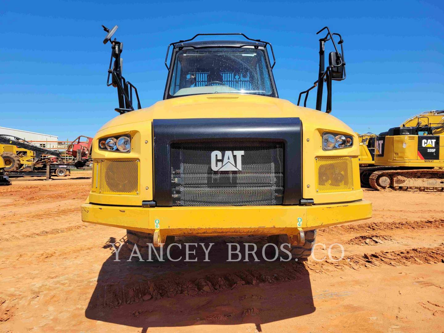 2016 Caterpillar 725 Articulated Truck