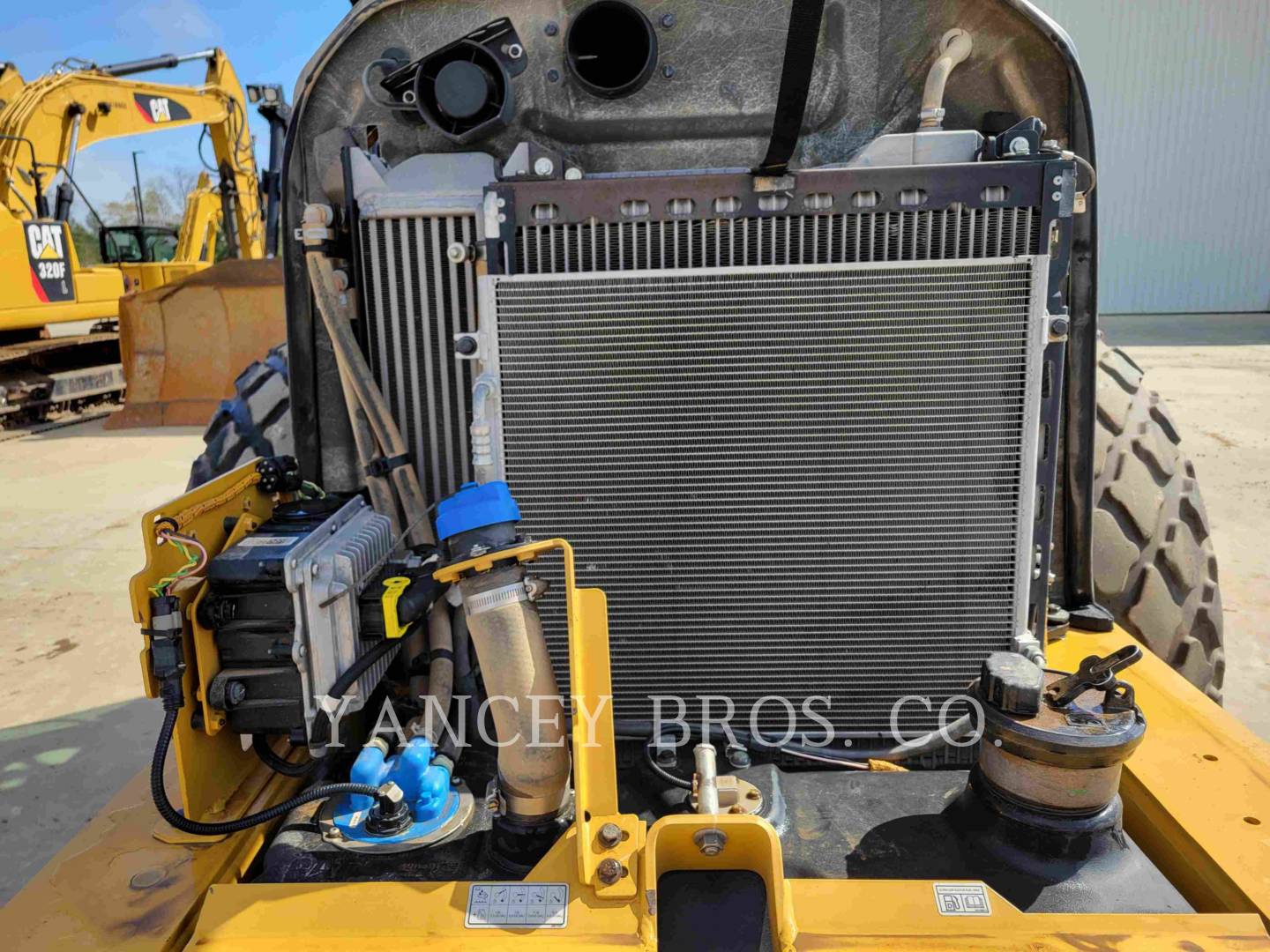 2019 Caterpillar CS56B Compactor