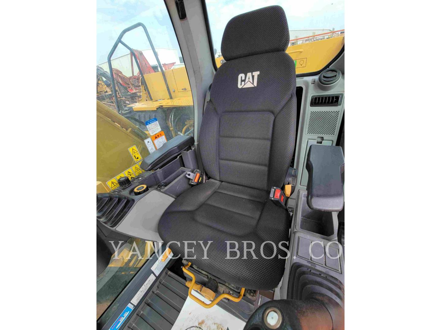 2018 Caterpillar 320GC Excavator