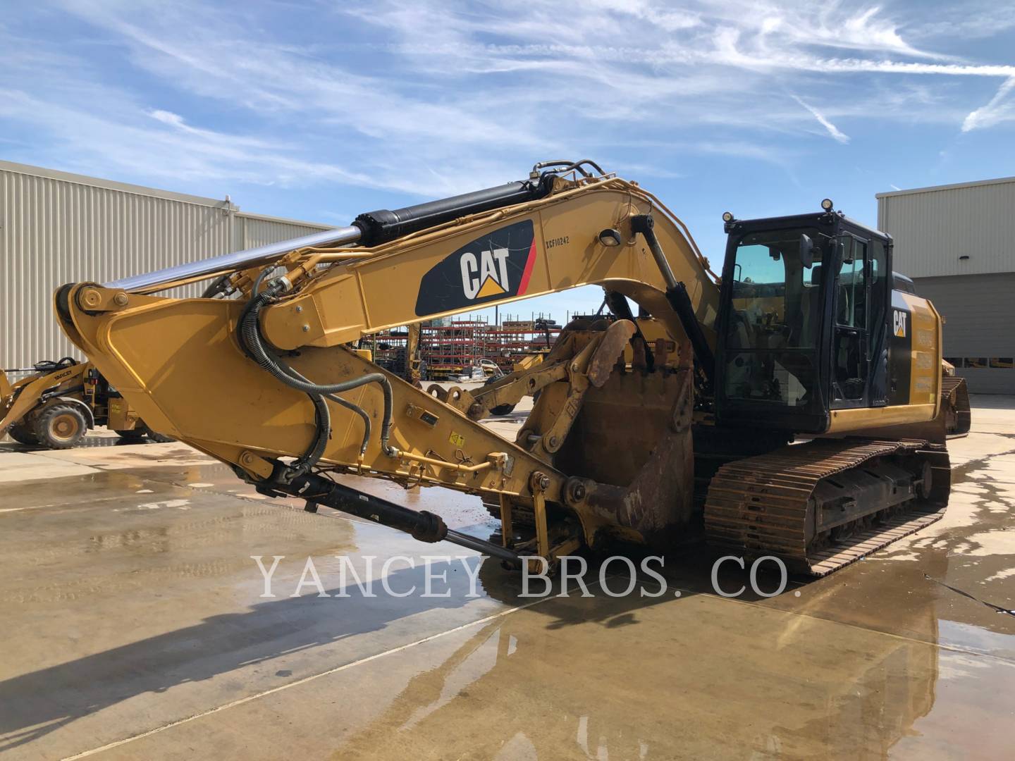 2017 Caterpillar 323FL Excavator