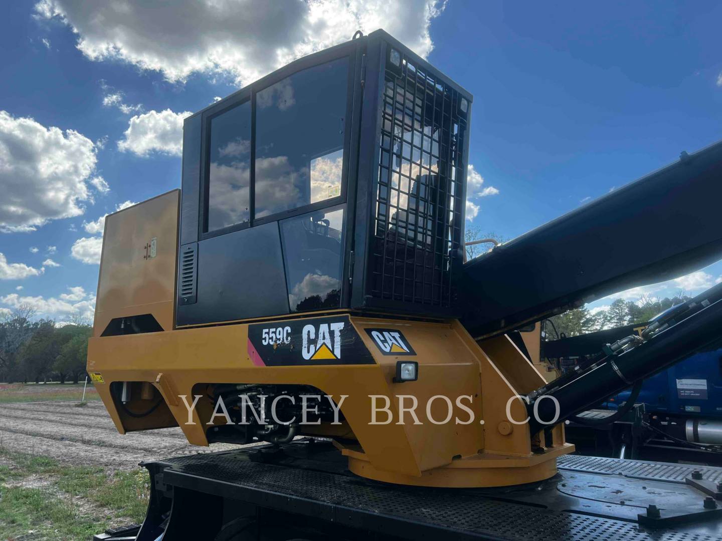 2017 Caterpillar 559C Knuckleboom Loader