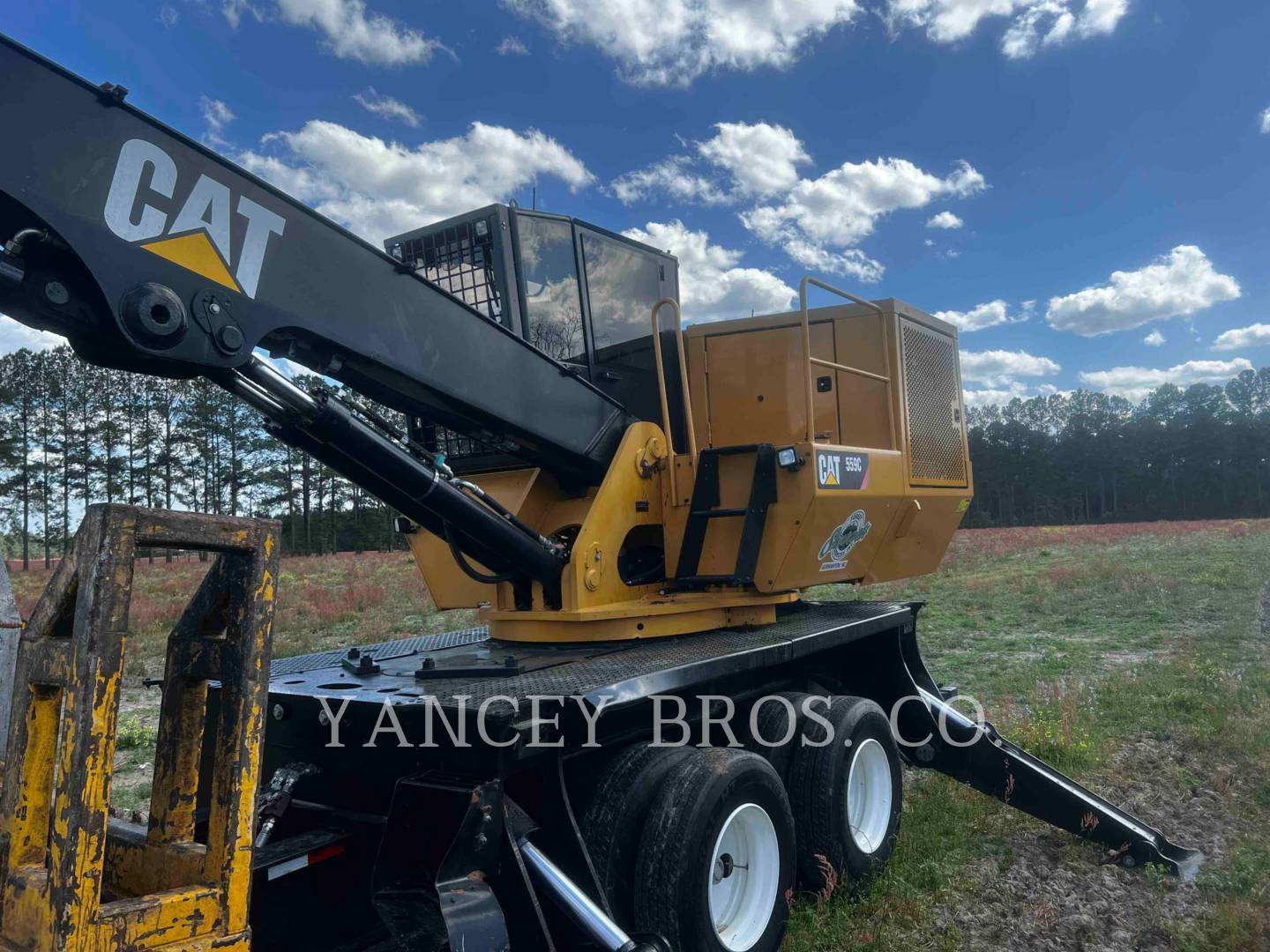 2017 Caterpillar 559C Knuckleboom Loader