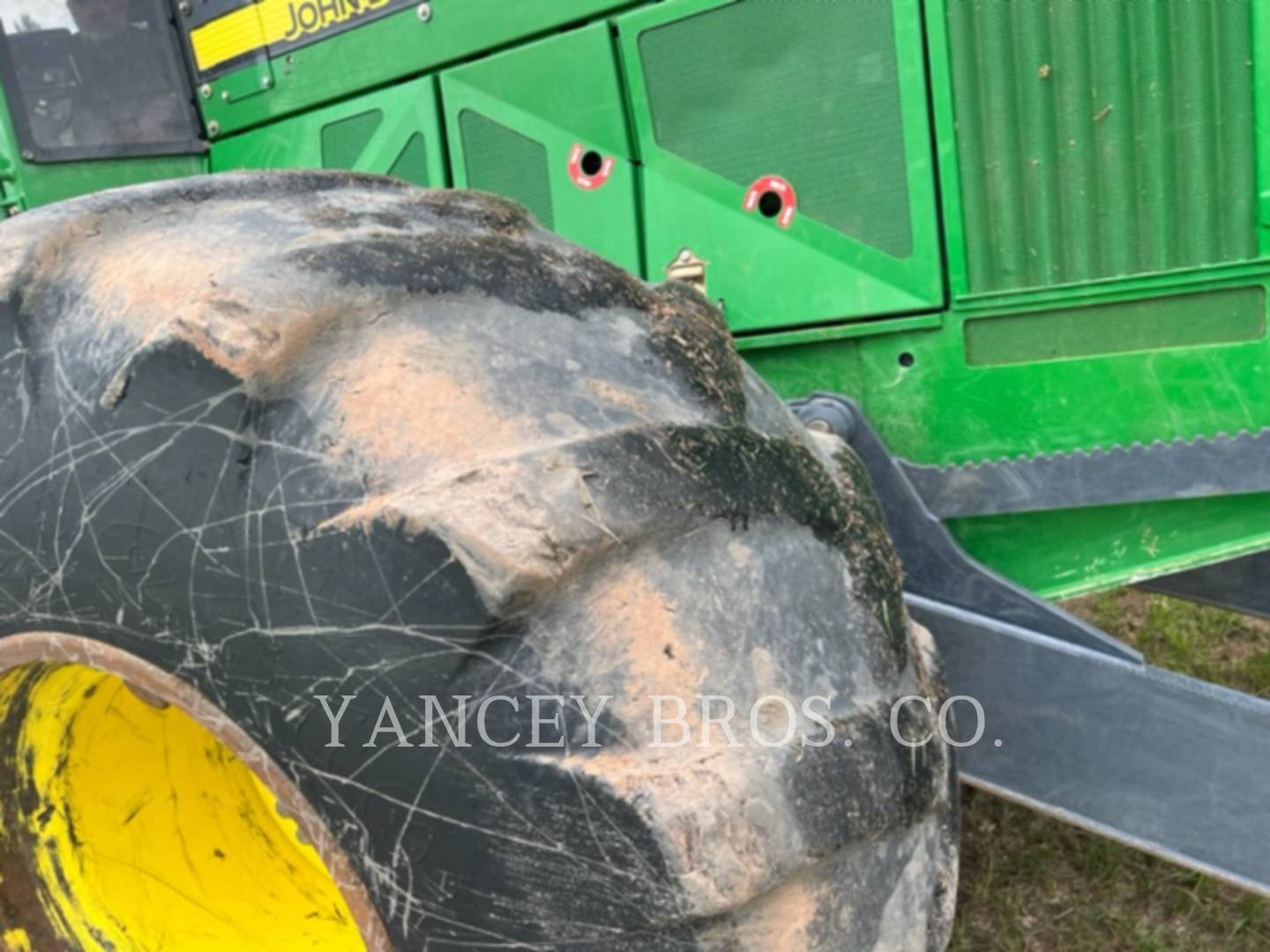 2020 John Deere 748L Skidder