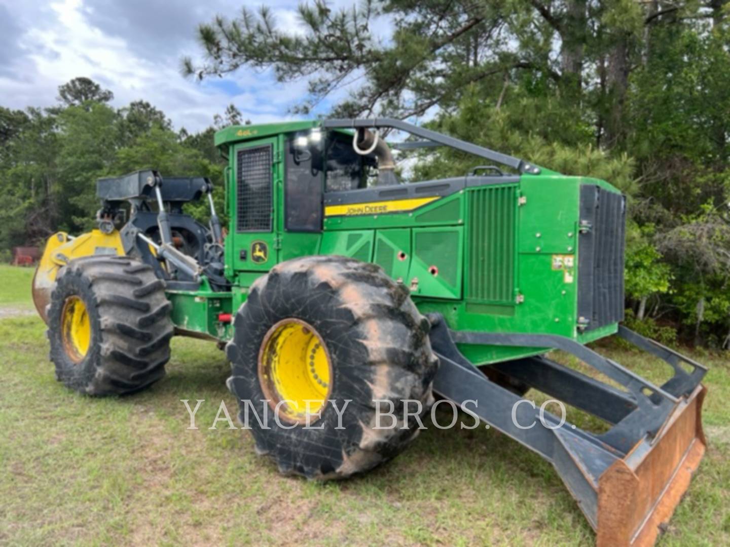 2020 John Deere 748L Skidder