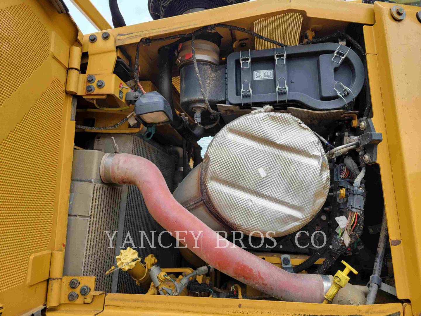 2014 Caterpillar D6T XL Dozer