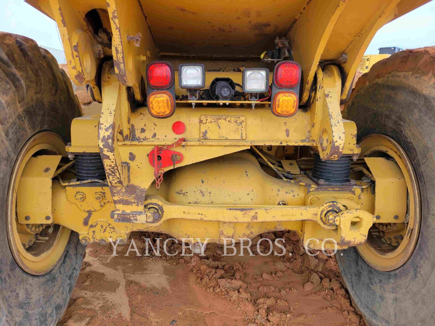 2016 Caterpillar 745 Articulated Truck