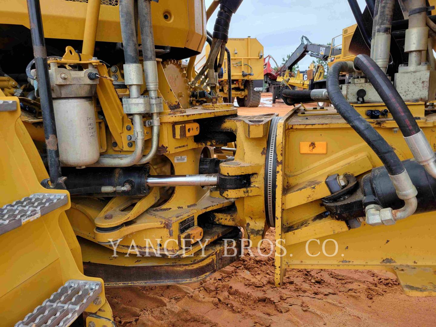 2016 Caterpillar 745 Articulated Truck