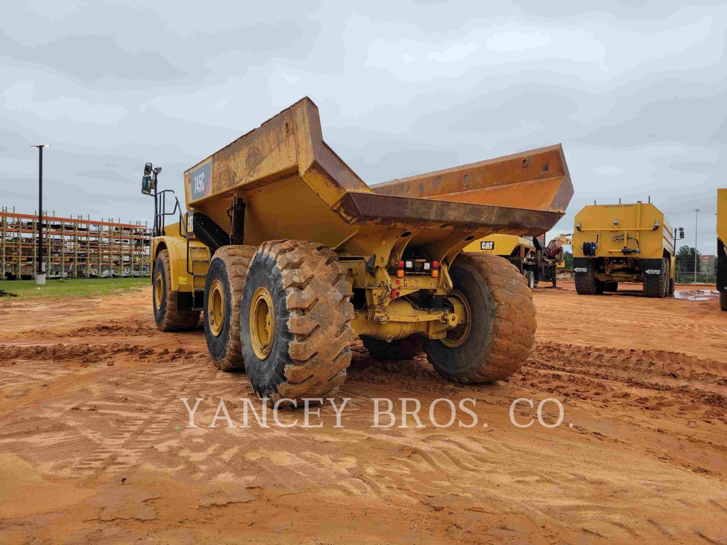 2016 Caterpillar 745 Articulated Truck