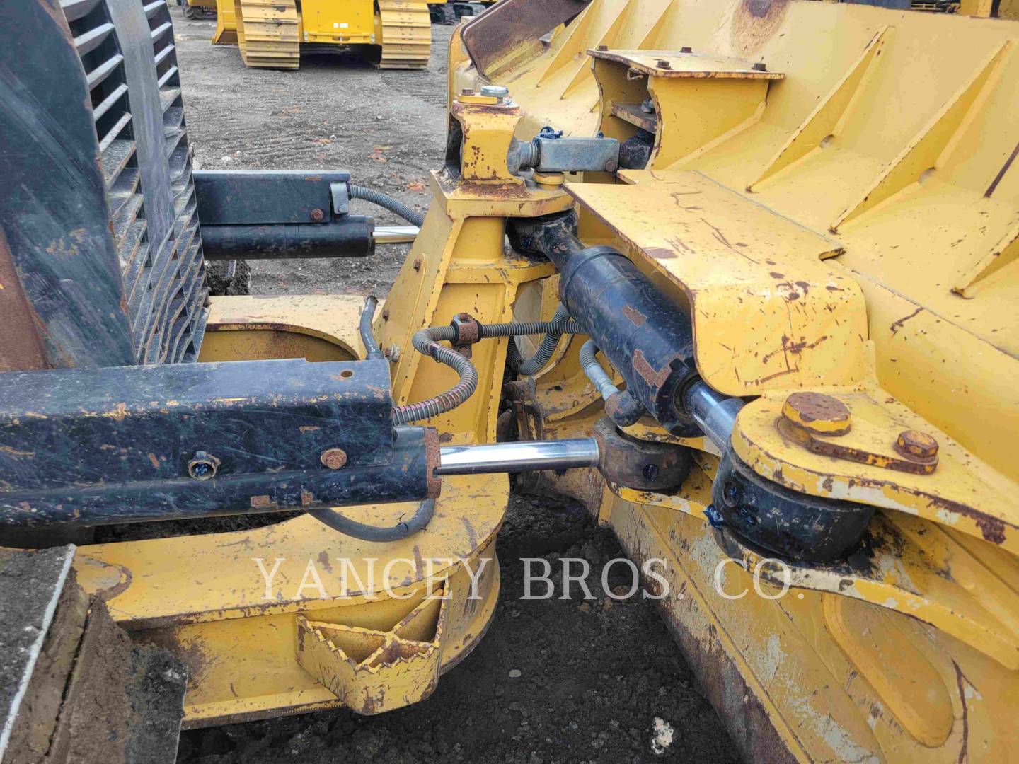 2014 Caterpillar D6K2 LGP Dozer