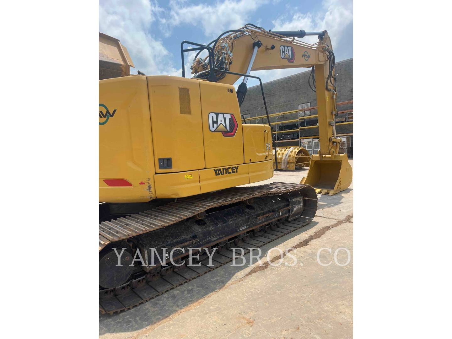 2020 Caterpillar 325 TC Excavator