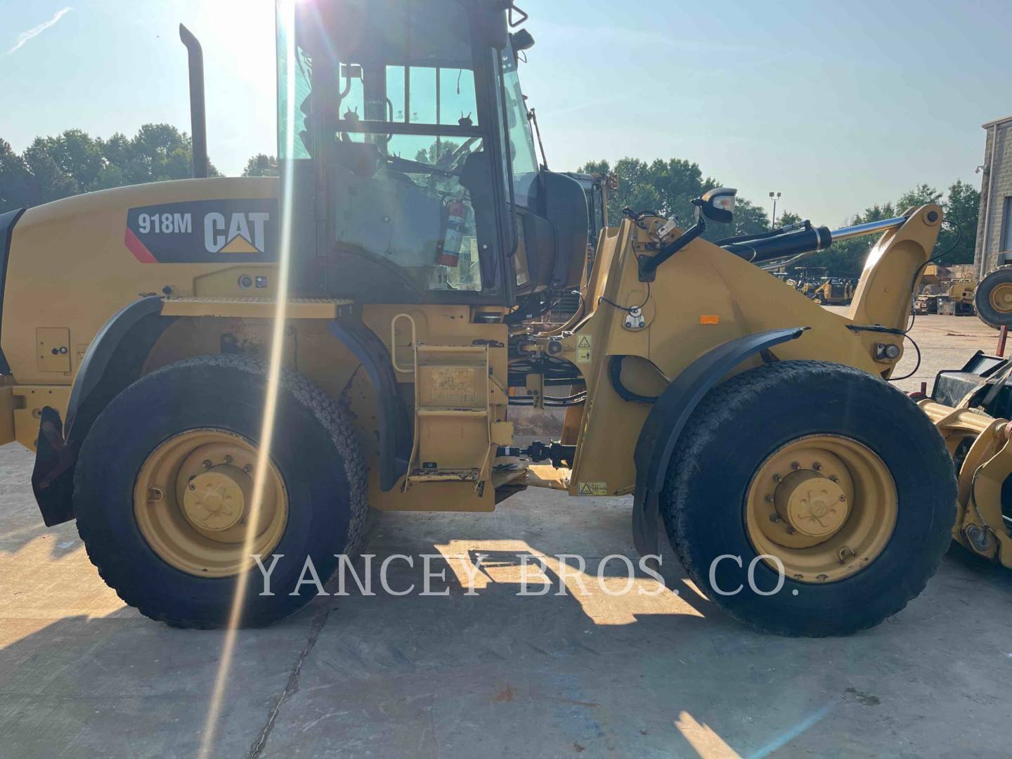 2014 Caterpillar 918M Wheel Loader