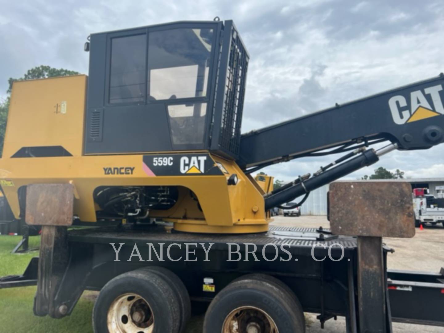 2015 Caterpillar 559C Knuckleboom Loader