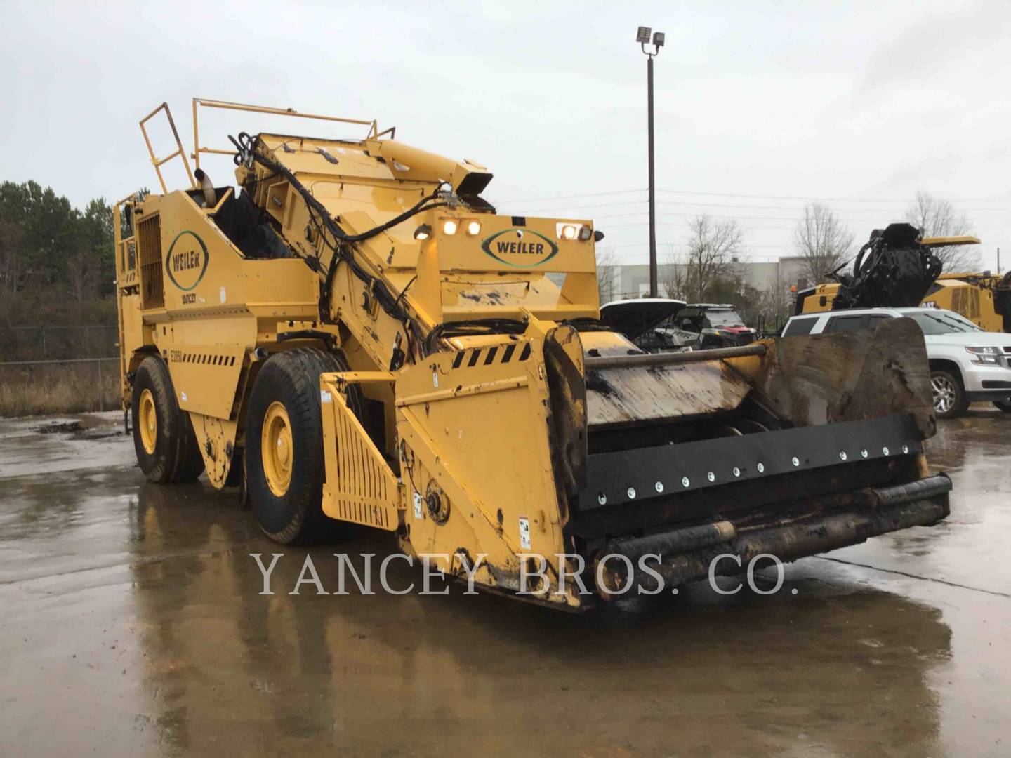 2017 Misc E2850 Paver