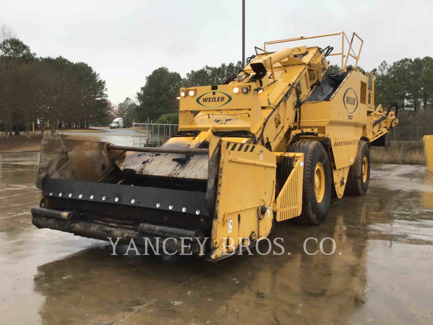 2017 Misc E2850 Paver