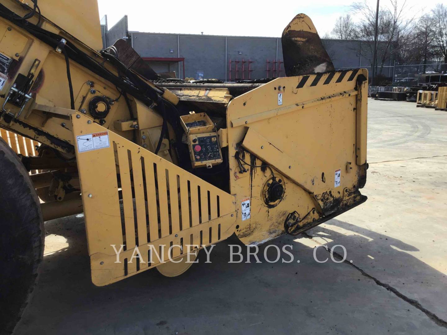 2017 Misc E2850 Paver