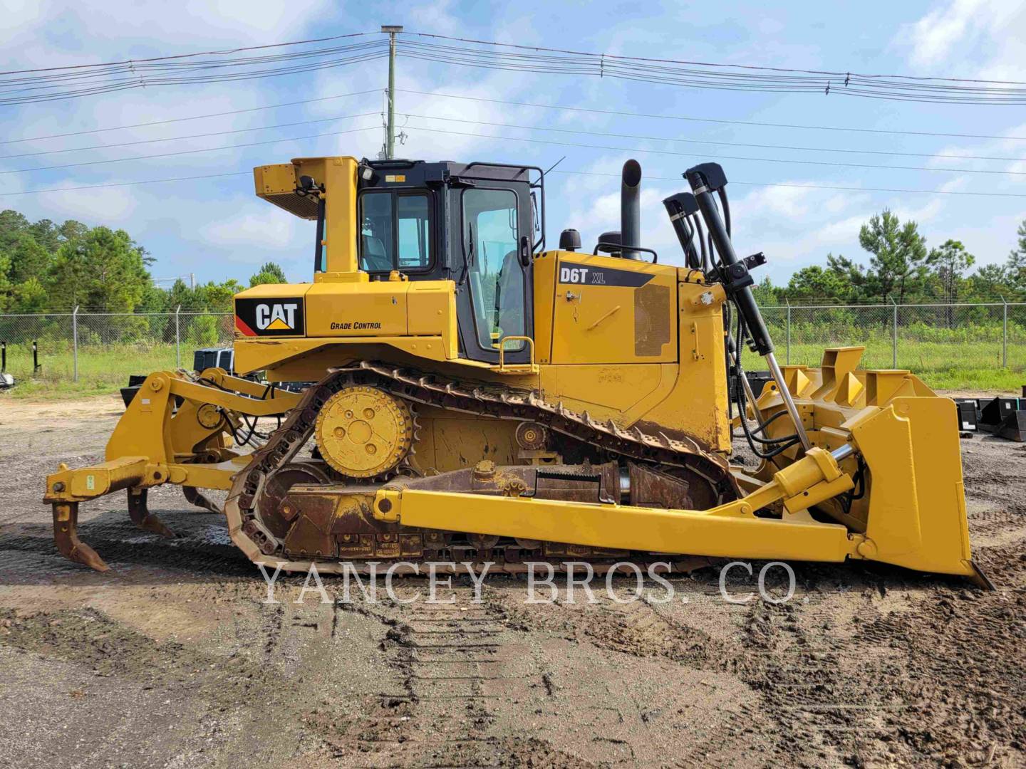 2017 Caterpillar D6T XL Dozer