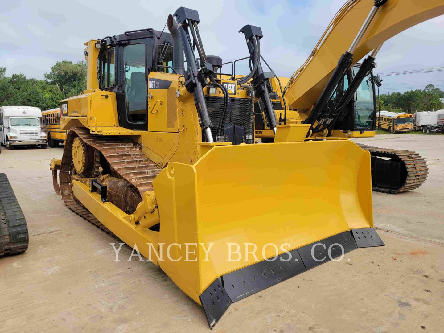 2017 Caterpillar D6T XL Dozer