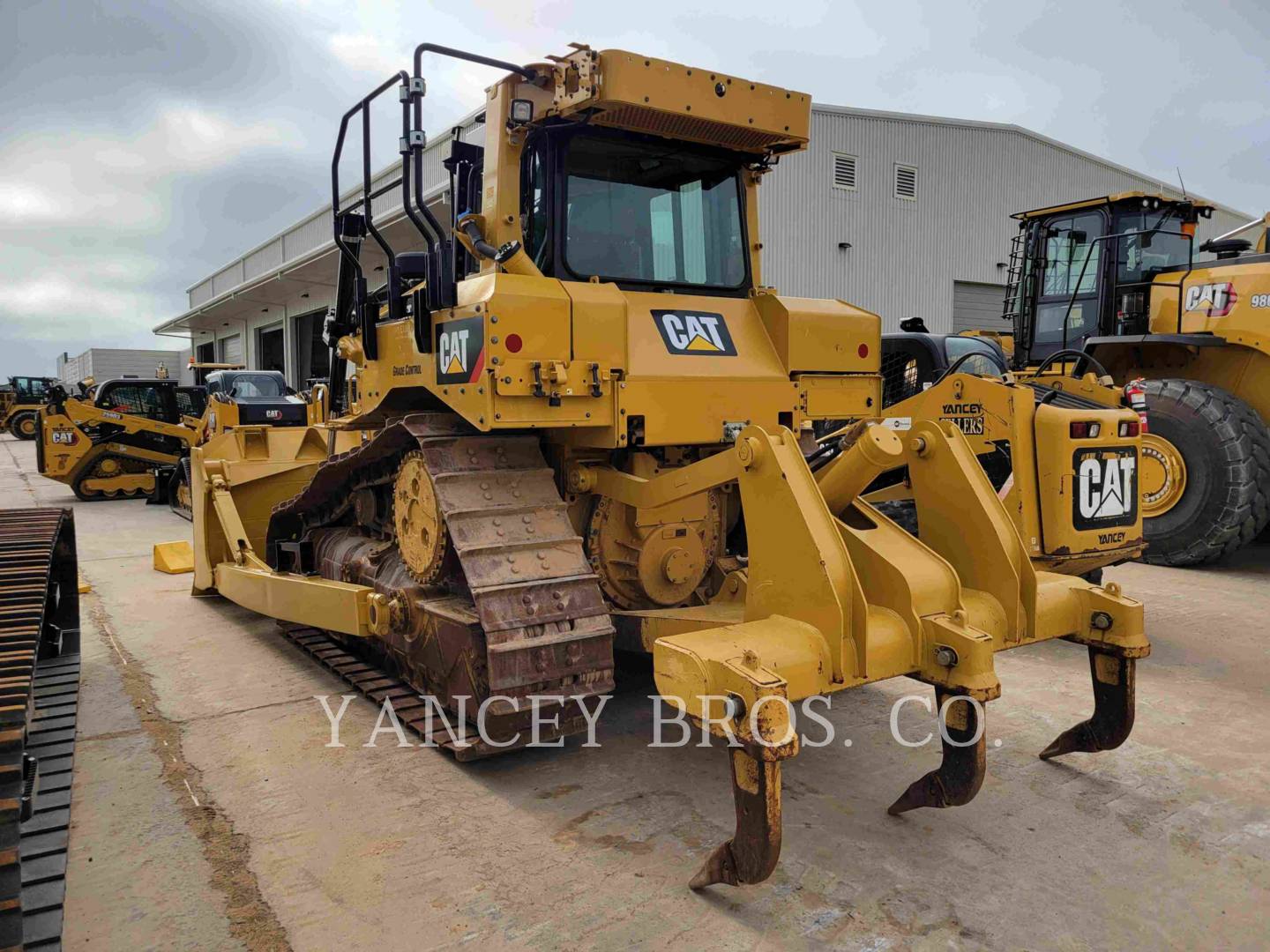 2017 Caterpillar D6T XL Dozer