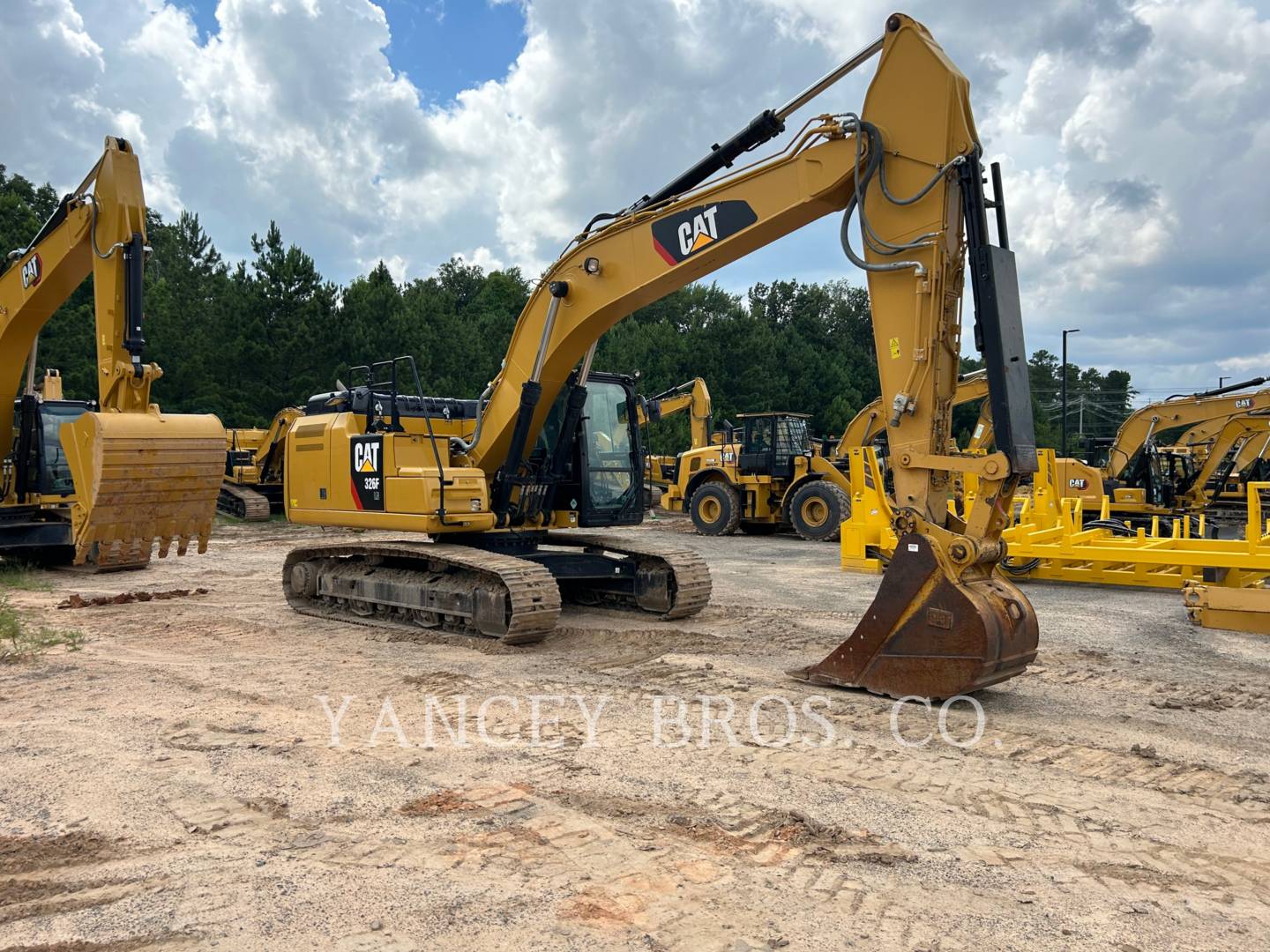 2019 Caterpillar 326FL Excavator