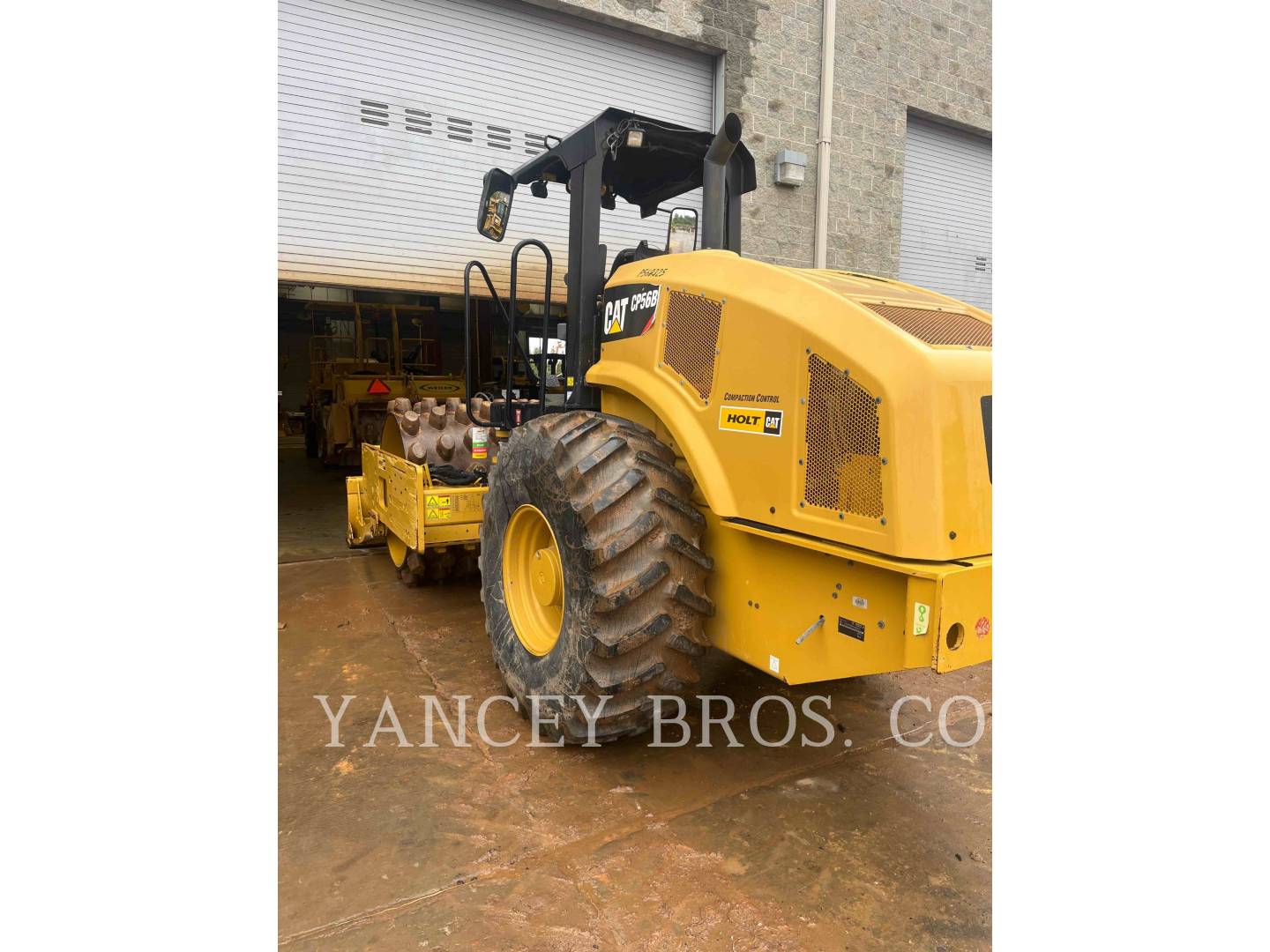 2017 Caterpillar CP56 Compactor