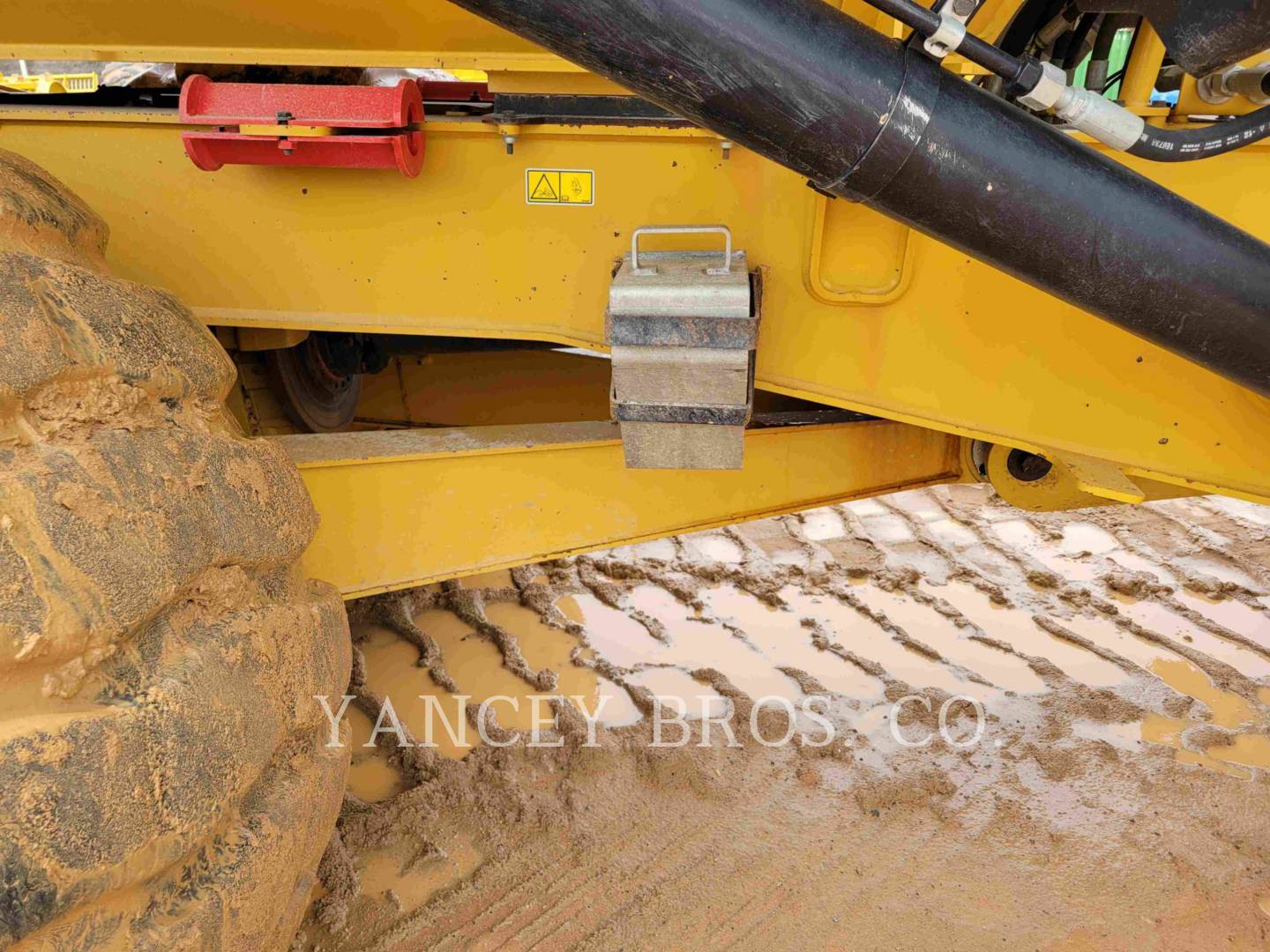 2019 Caterpillar 730 Articulated Truck