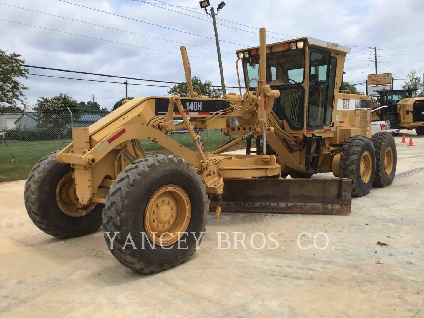 1997 Caterpillar 140HNA Grader - Road