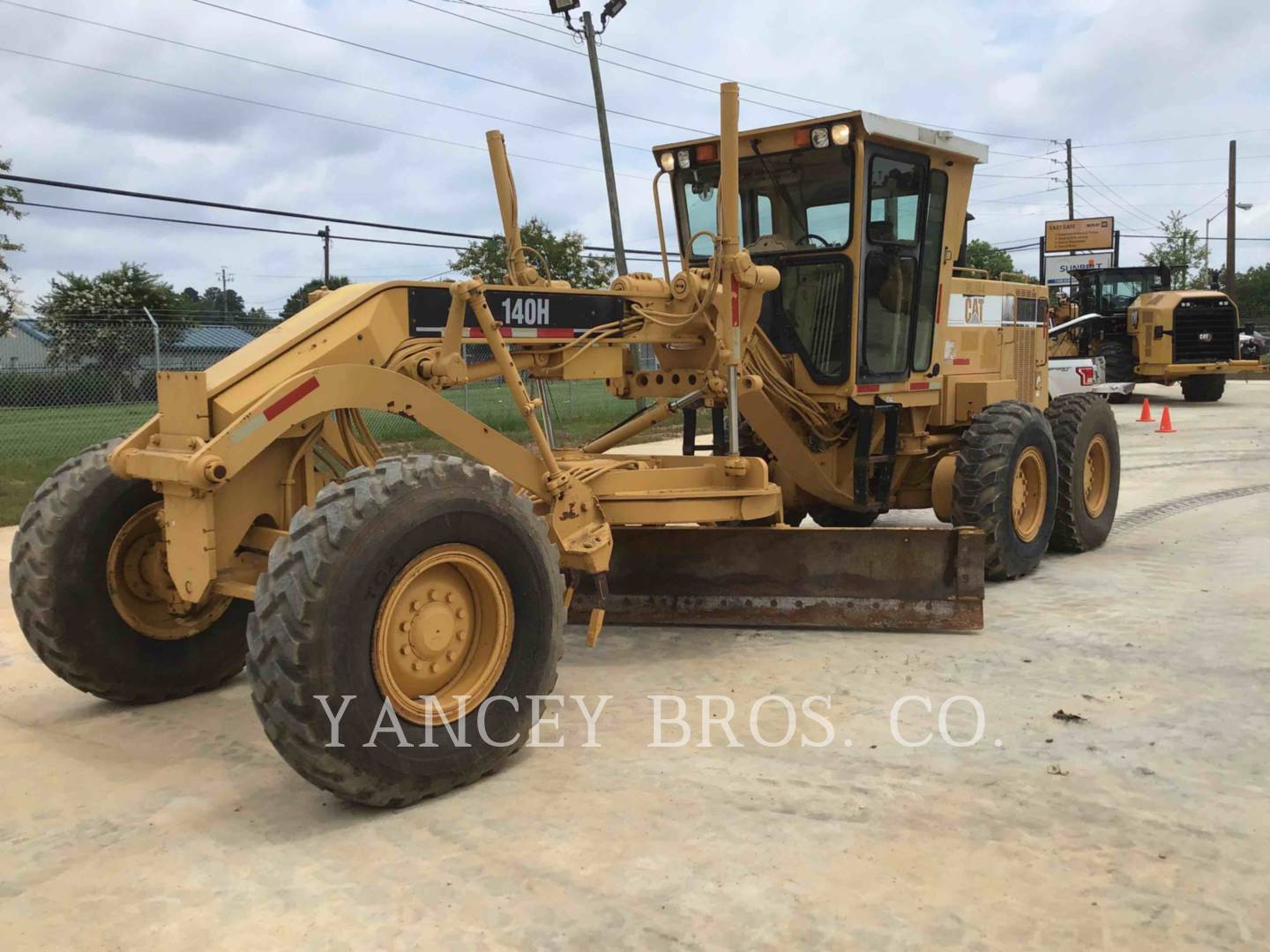 1997 Caterpillar 140HNA Grader - Road