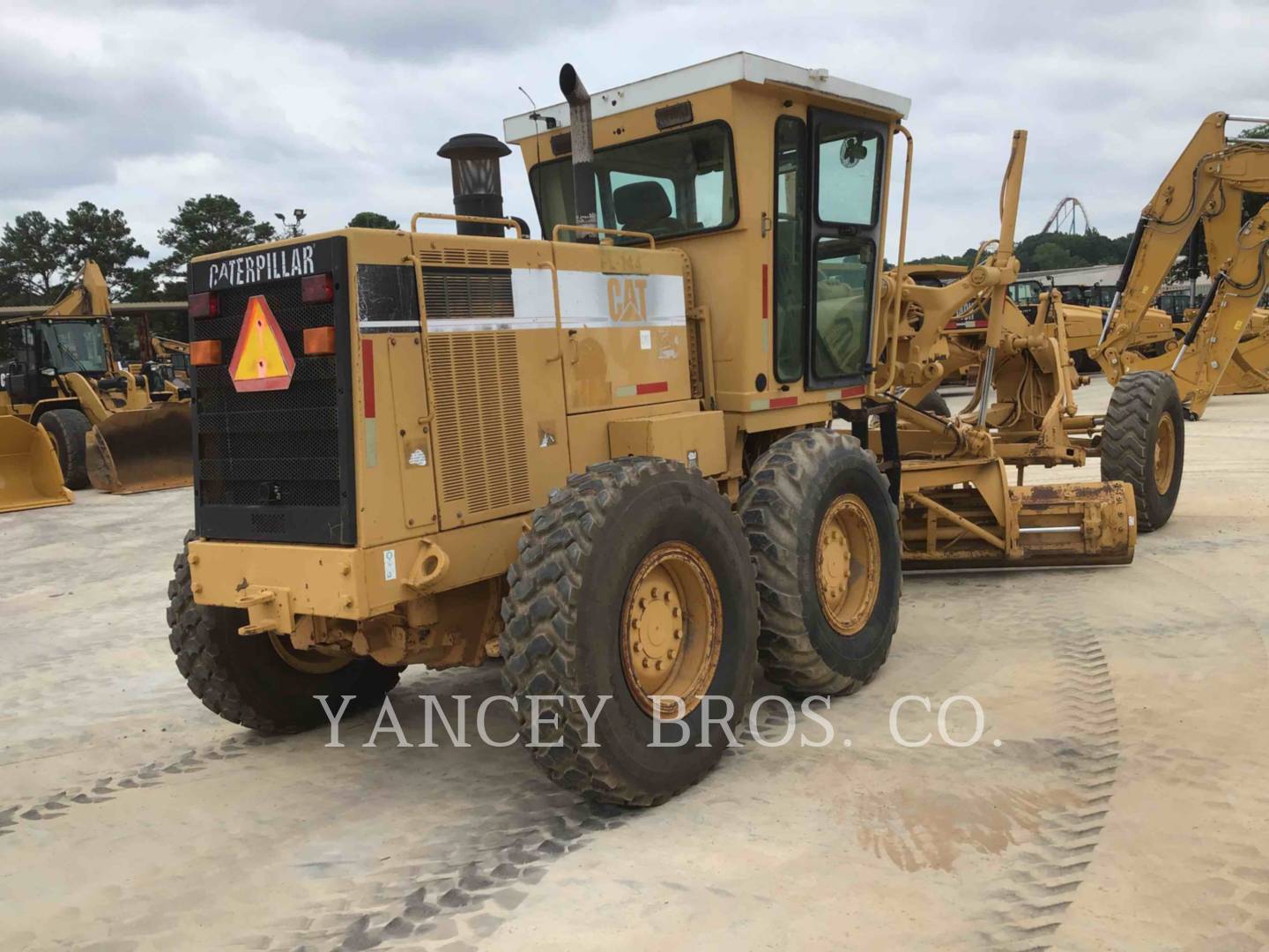 1997 Caterpillar 140HNA Grader - Road