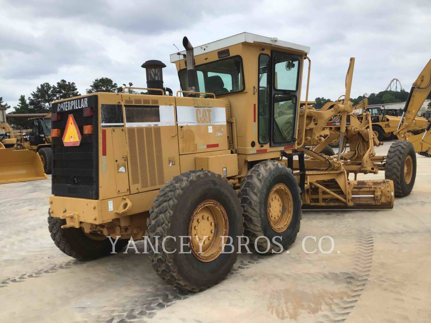 1997 Caterpillar 140HNA Grader - Road