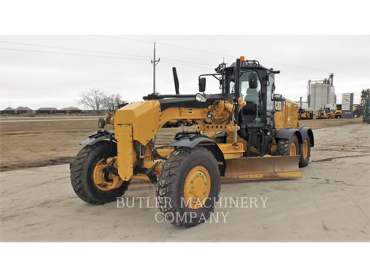 2014 Caterpillar 140M2AWD Grader - Road