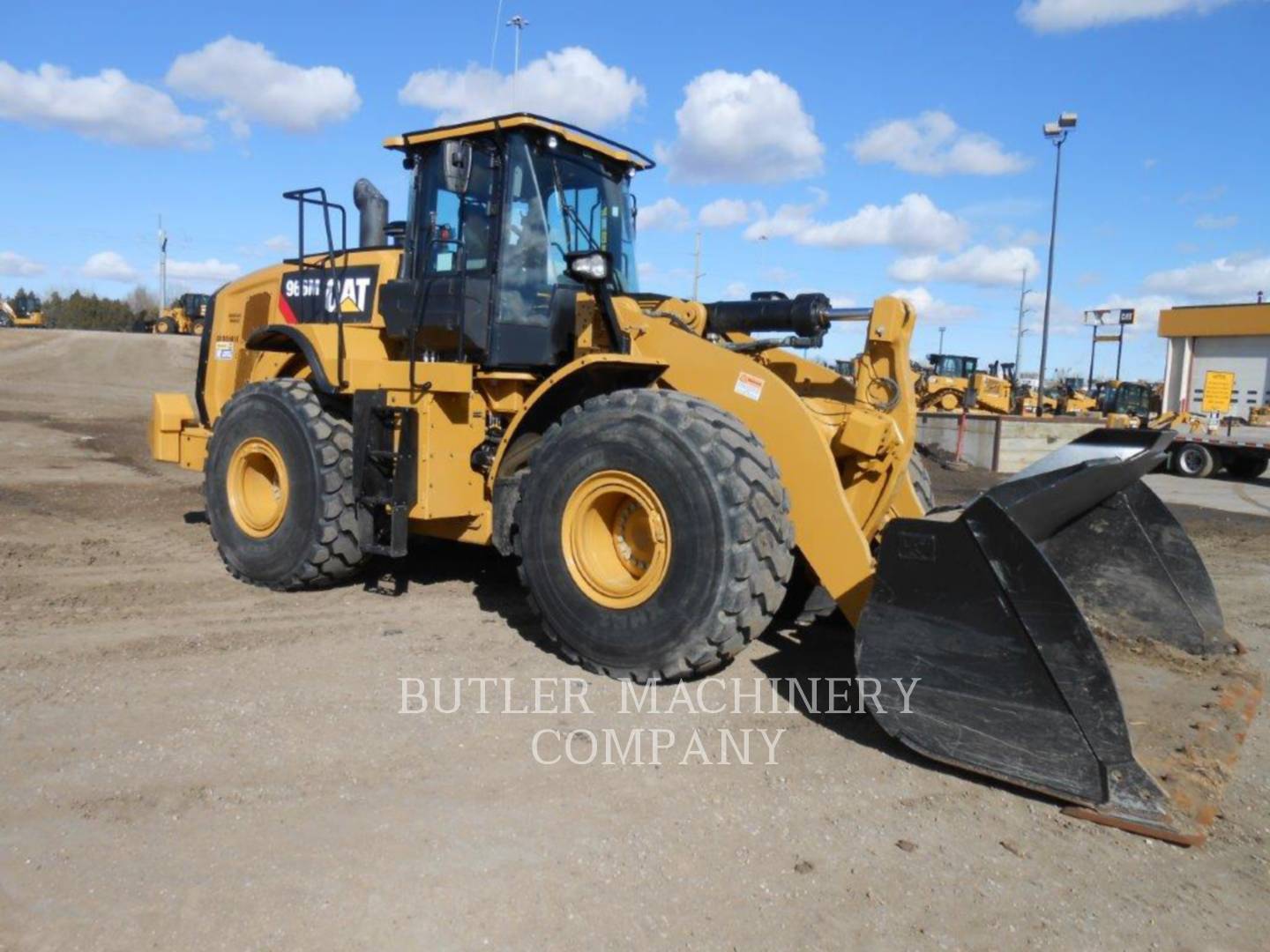 2019 Caterpillar 966 M Wheel Loader