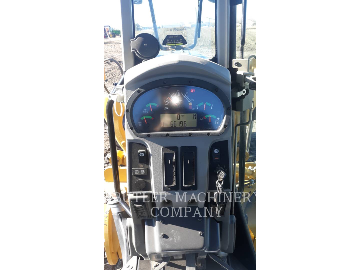 2013 Caterpillar 140M2 AWD Grader - Road