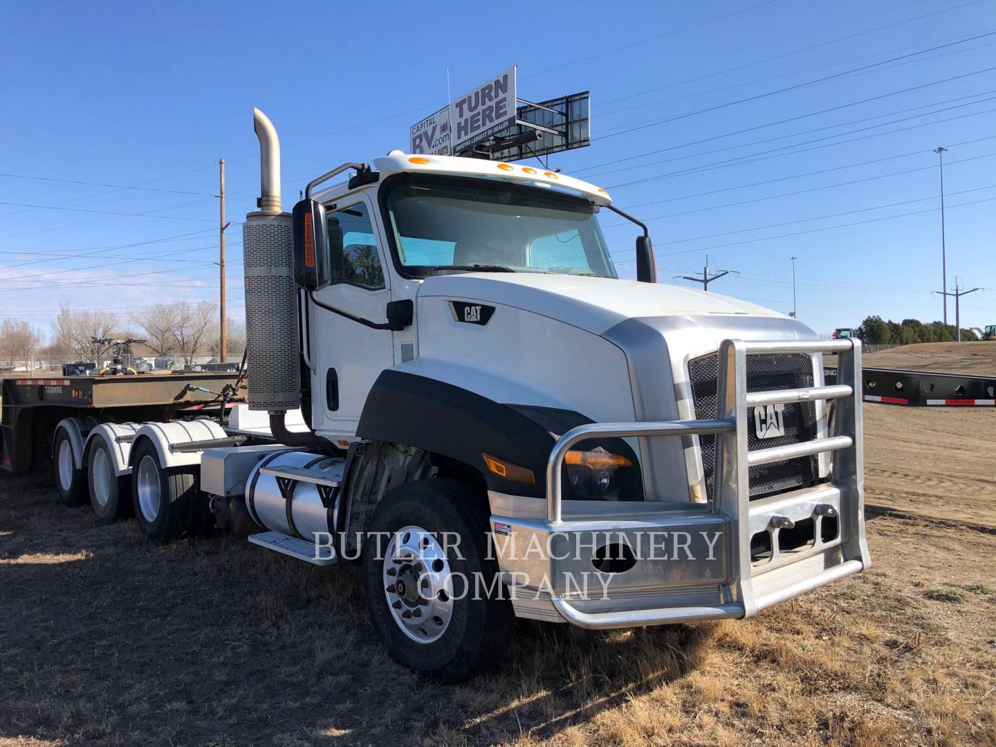 2013 Caterpillar CT660 Truck