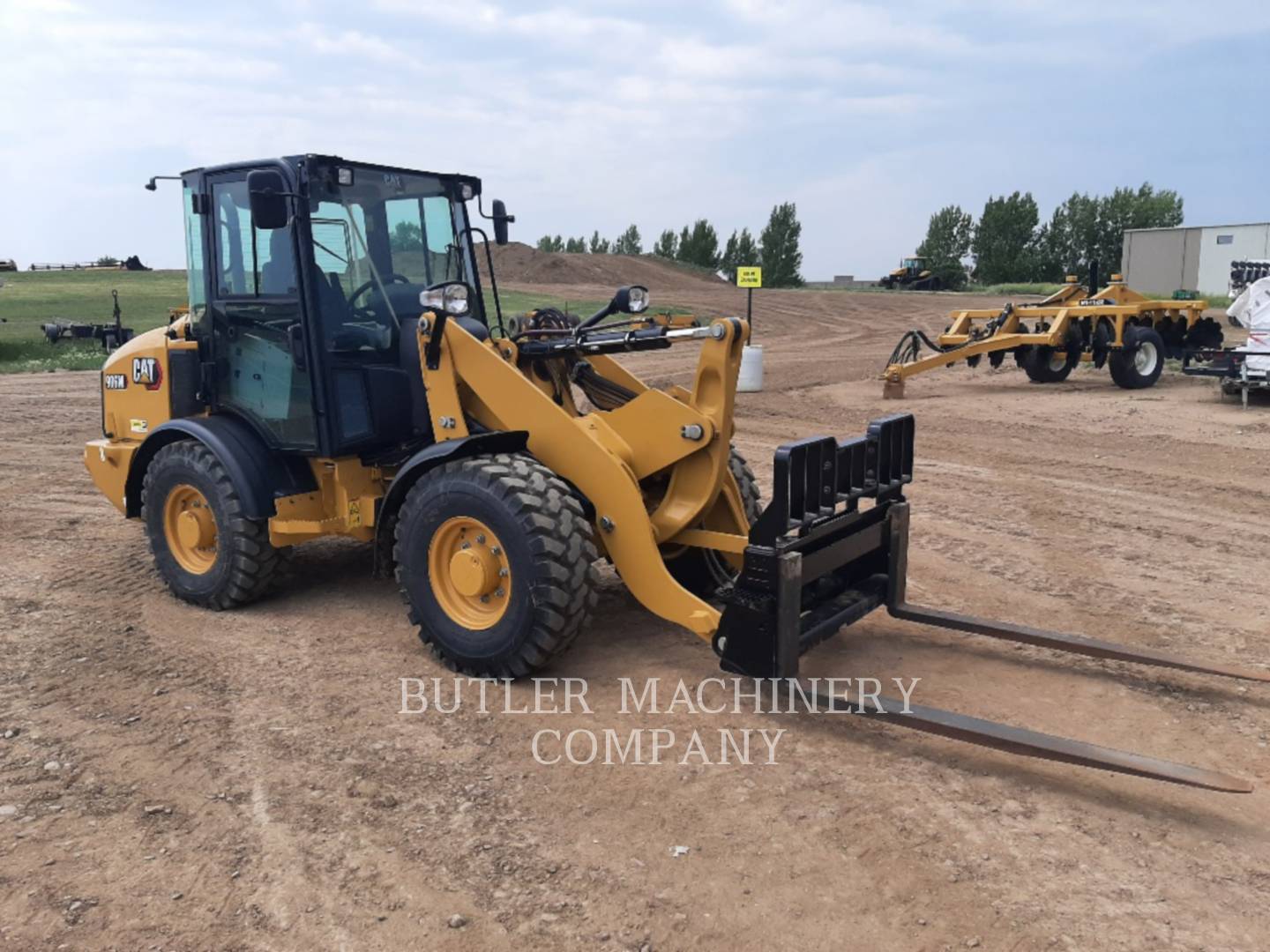 2021 Caterpillar 906M HF Wheel Loader