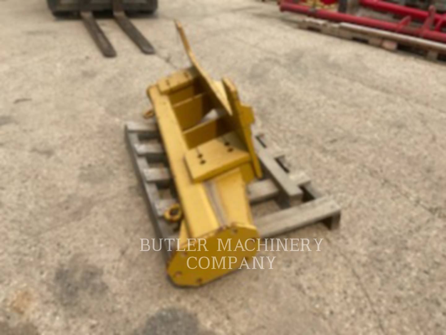 Caterpillar SNOWWINGBRKT Misc