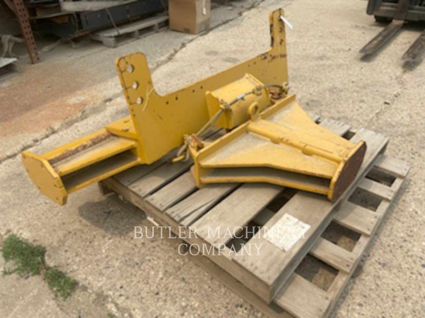 Caterpillar SNOWWINGBRKT Misc