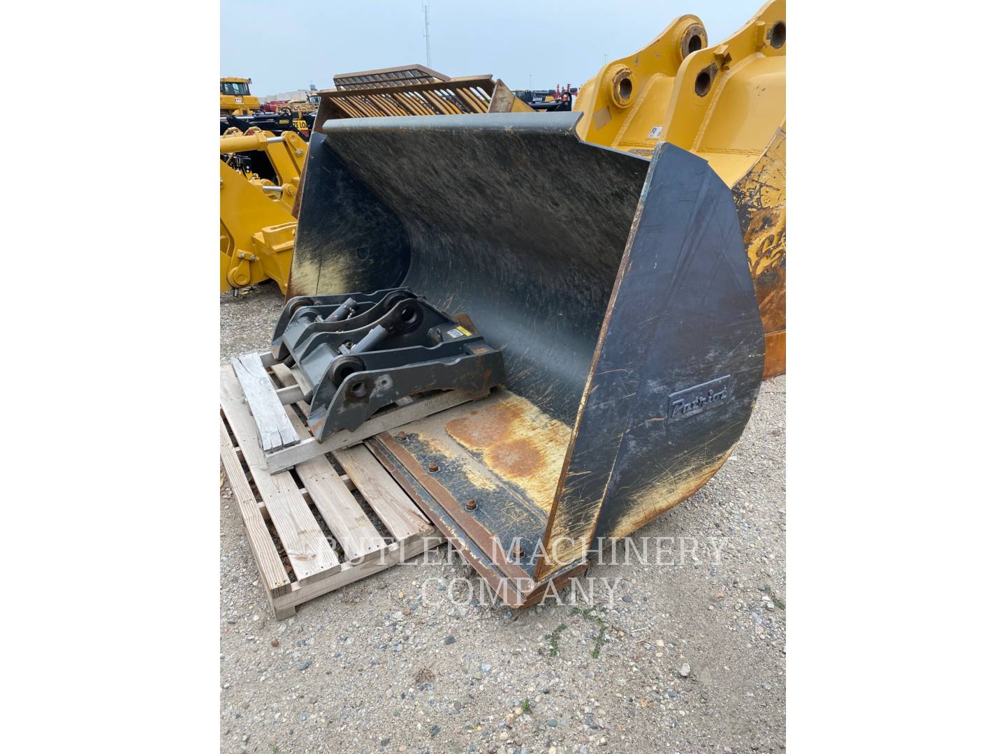 Misc 4.0BKT&CPLR Bucket