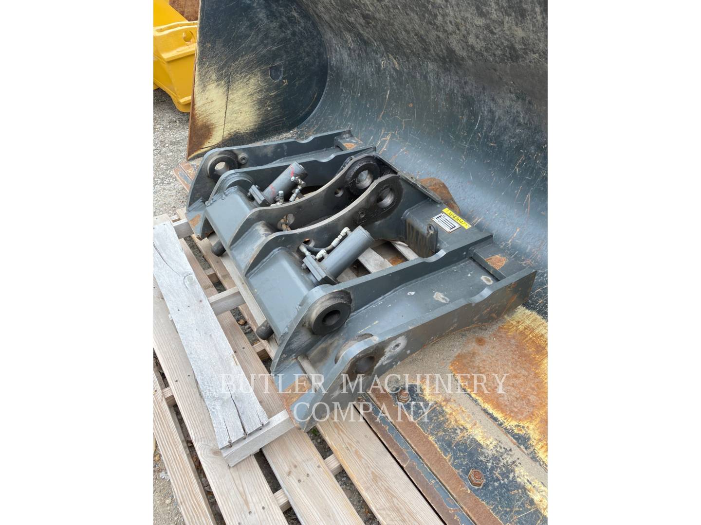 Misc 4.0BKT&CPLR Bucket