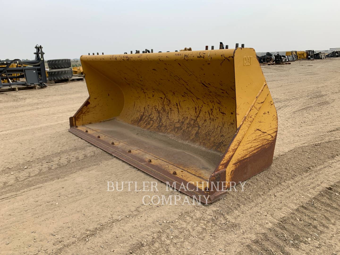 Caterpillar 420E BUCKET 1.4 CYD PIN ON Bucket