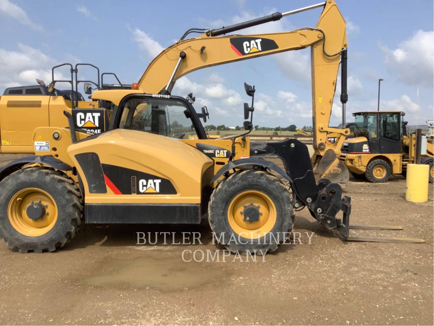 2015 Caterpillar TH406C TeleHandler