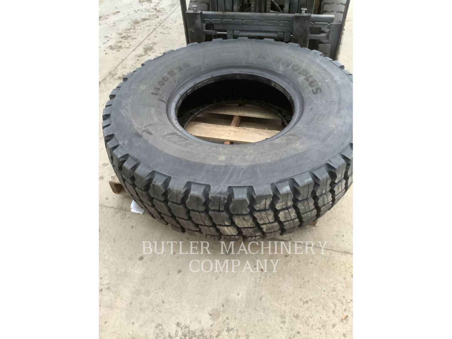 Michelin 14.00R24XSNOPLUS Misc