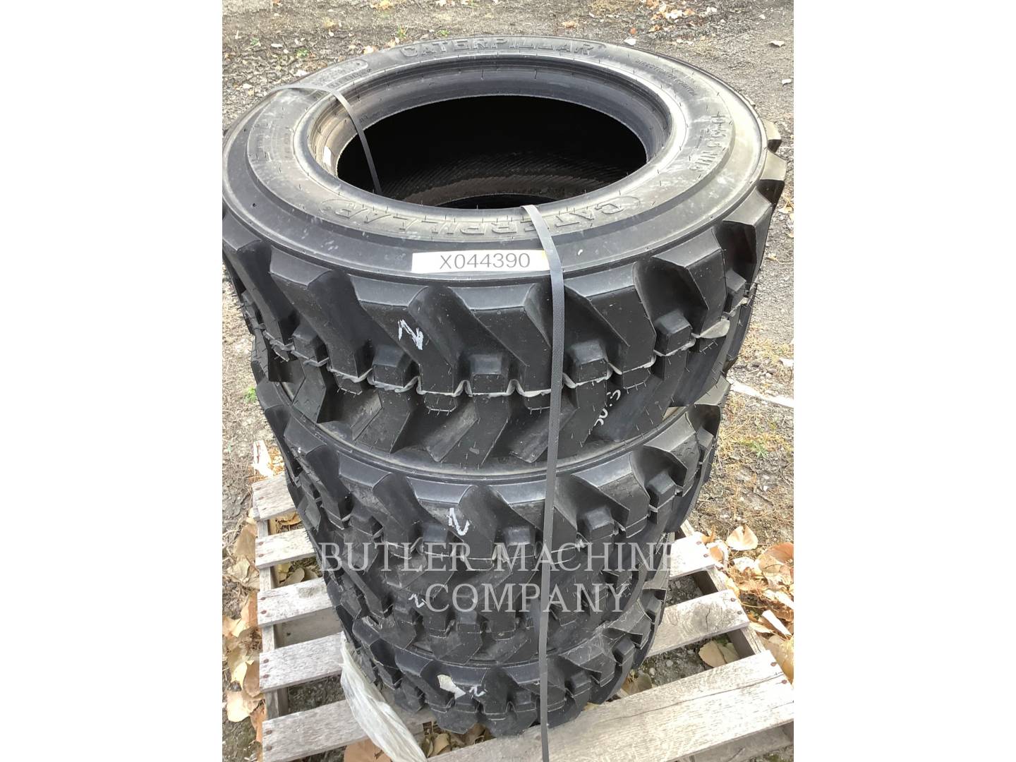 Caterpillar 10/16.5 TIRES Misc