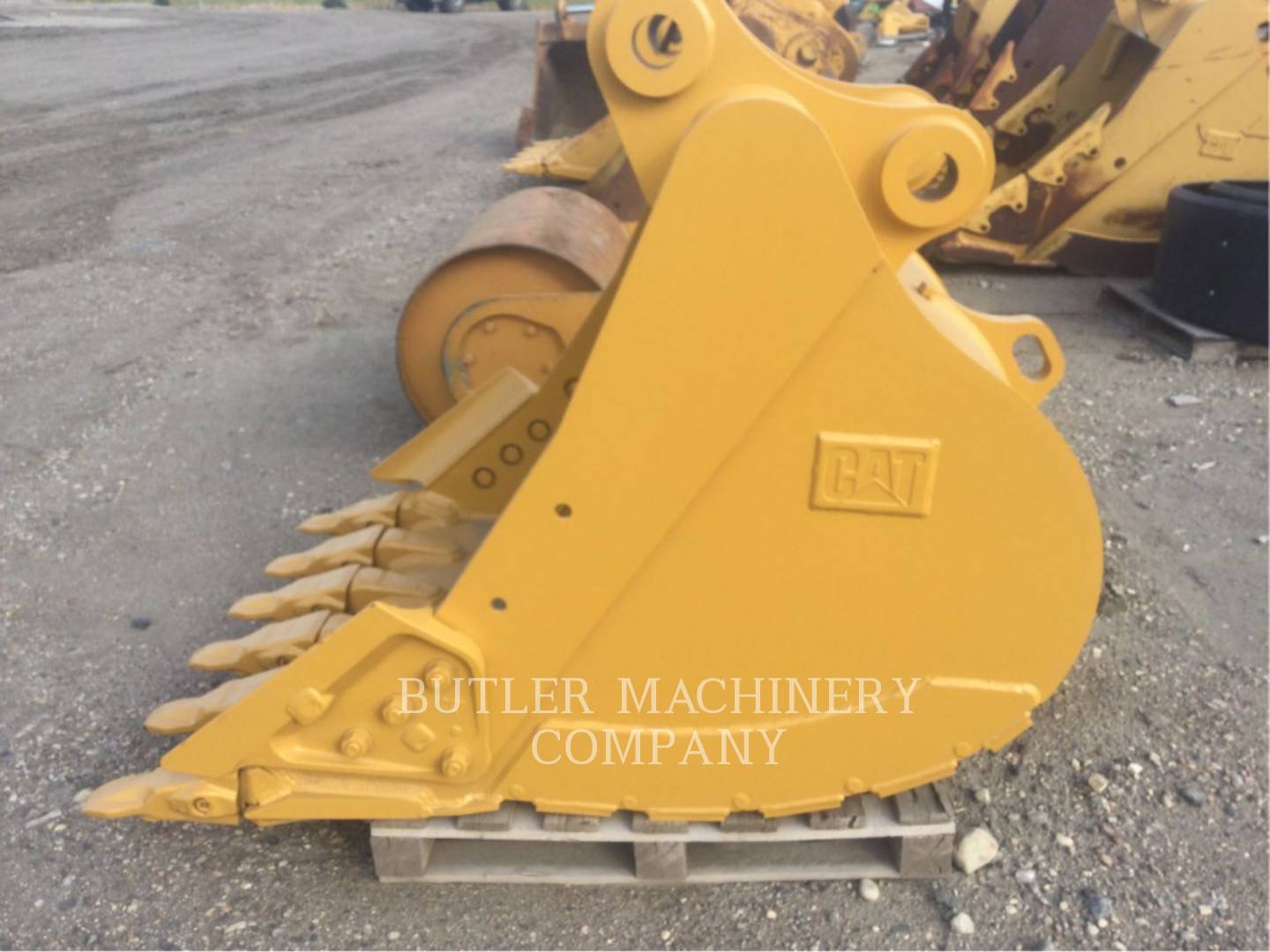 Caterpillar 323 BUCKET Bucket