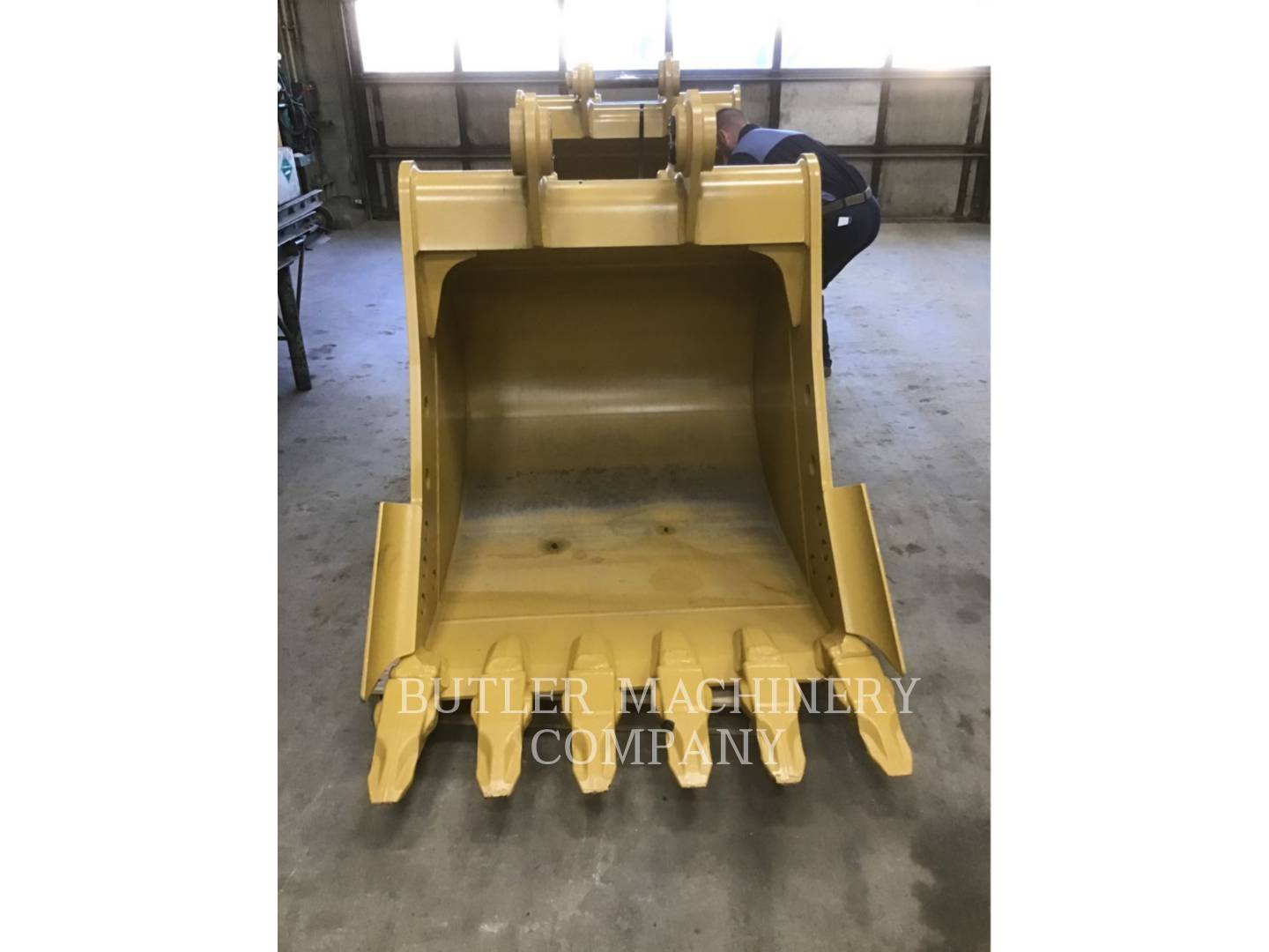 Caterpillar 323 BUCKET Bucket