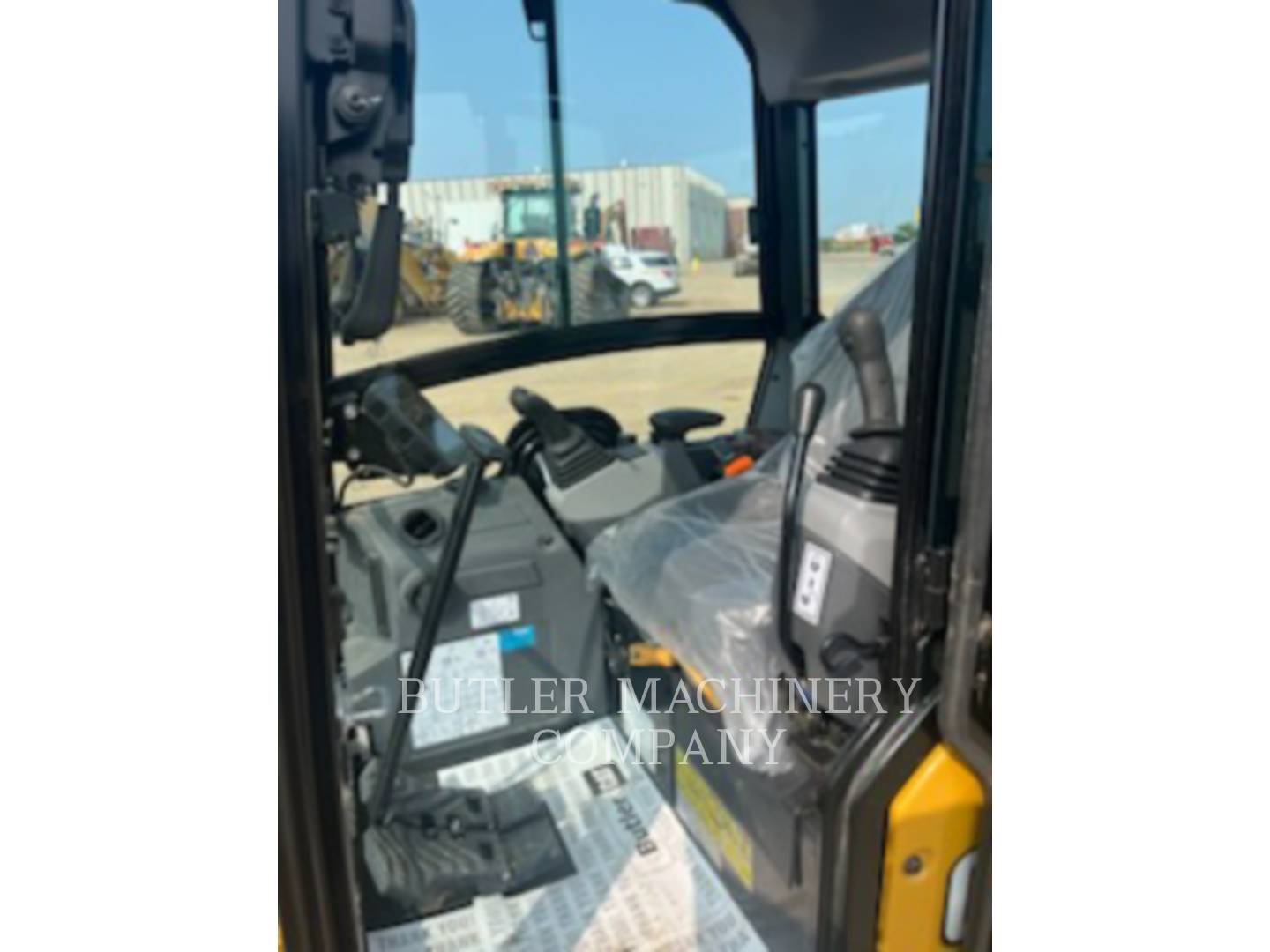 2022 Caterpillar 301.8 05A Excavator