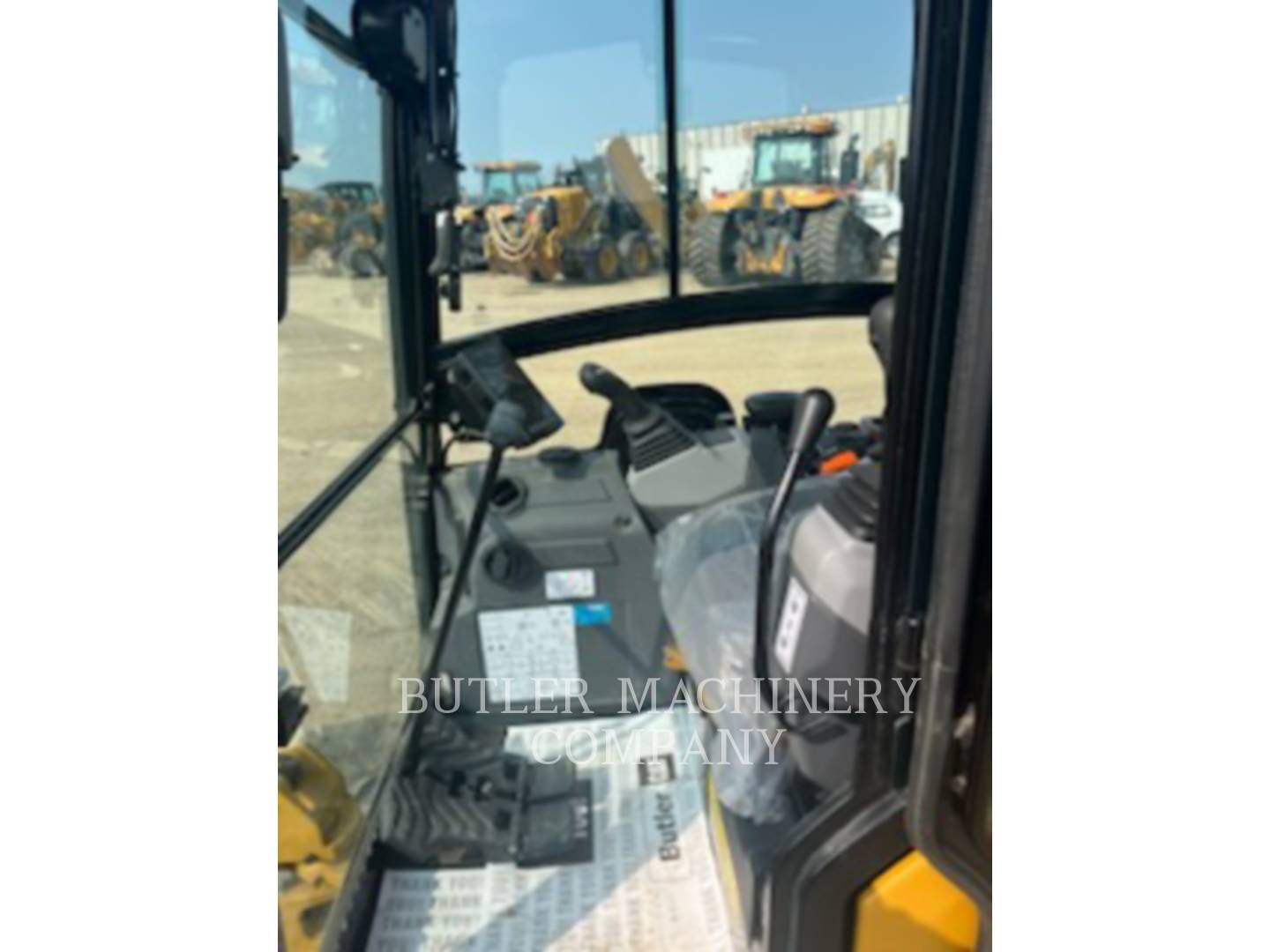 2022 Caterpillar 301.8 05A Excavator