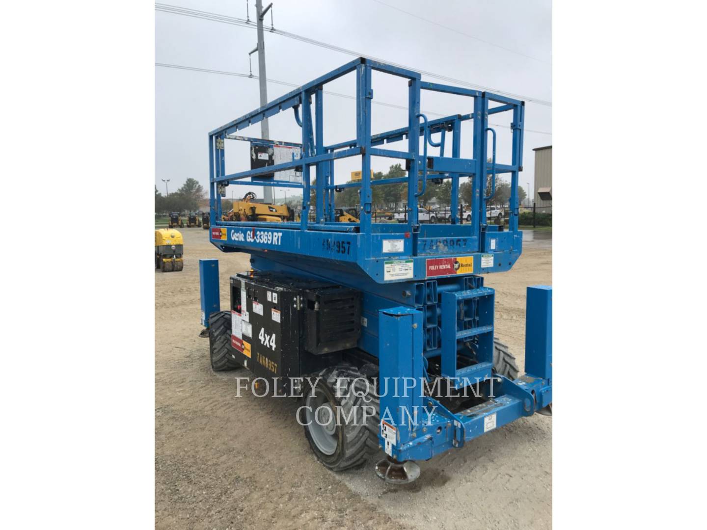 2017 Genie GS3369RTGO Lift Truck