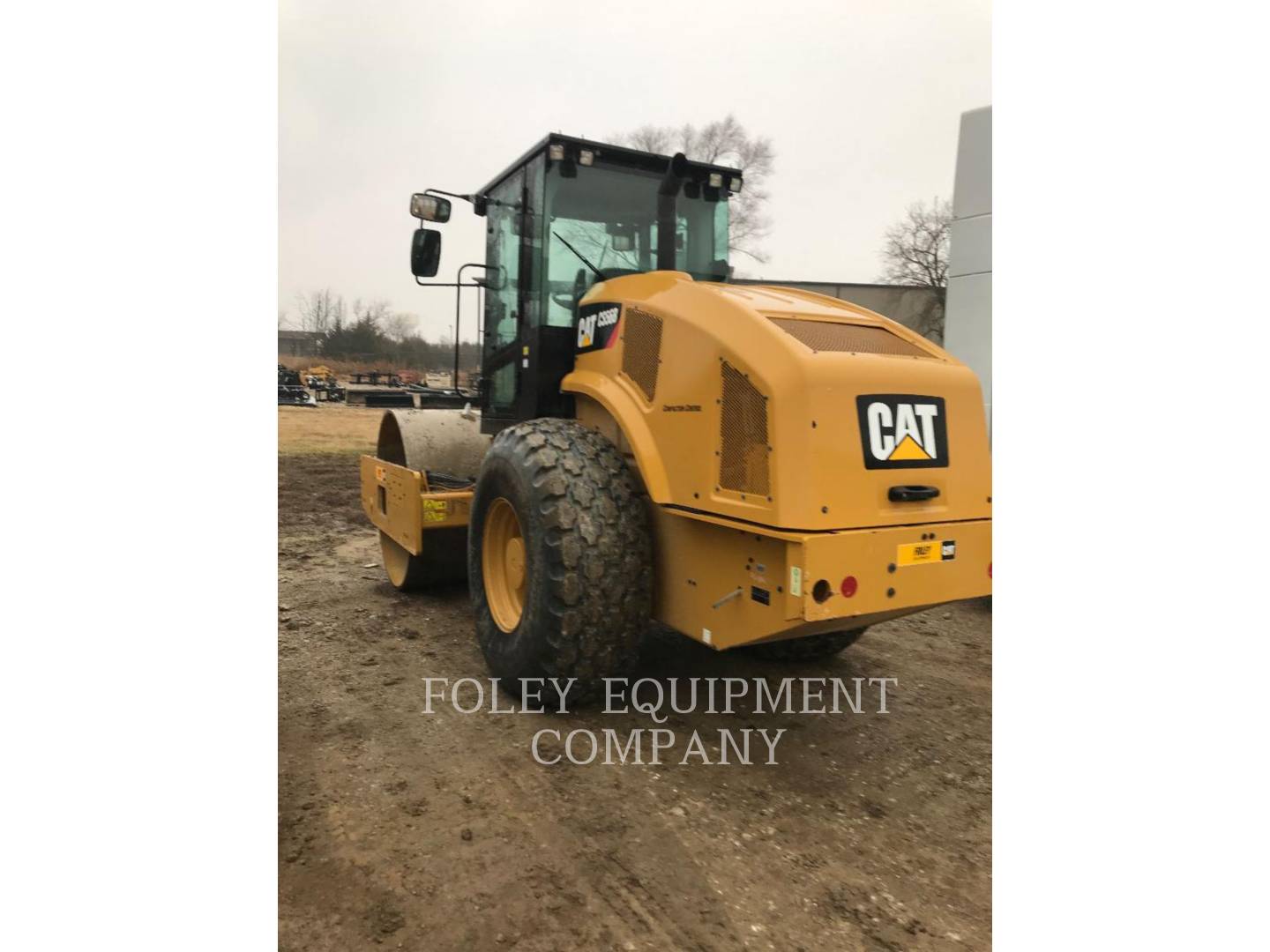 2016 Caterpillar CS56B Compactor