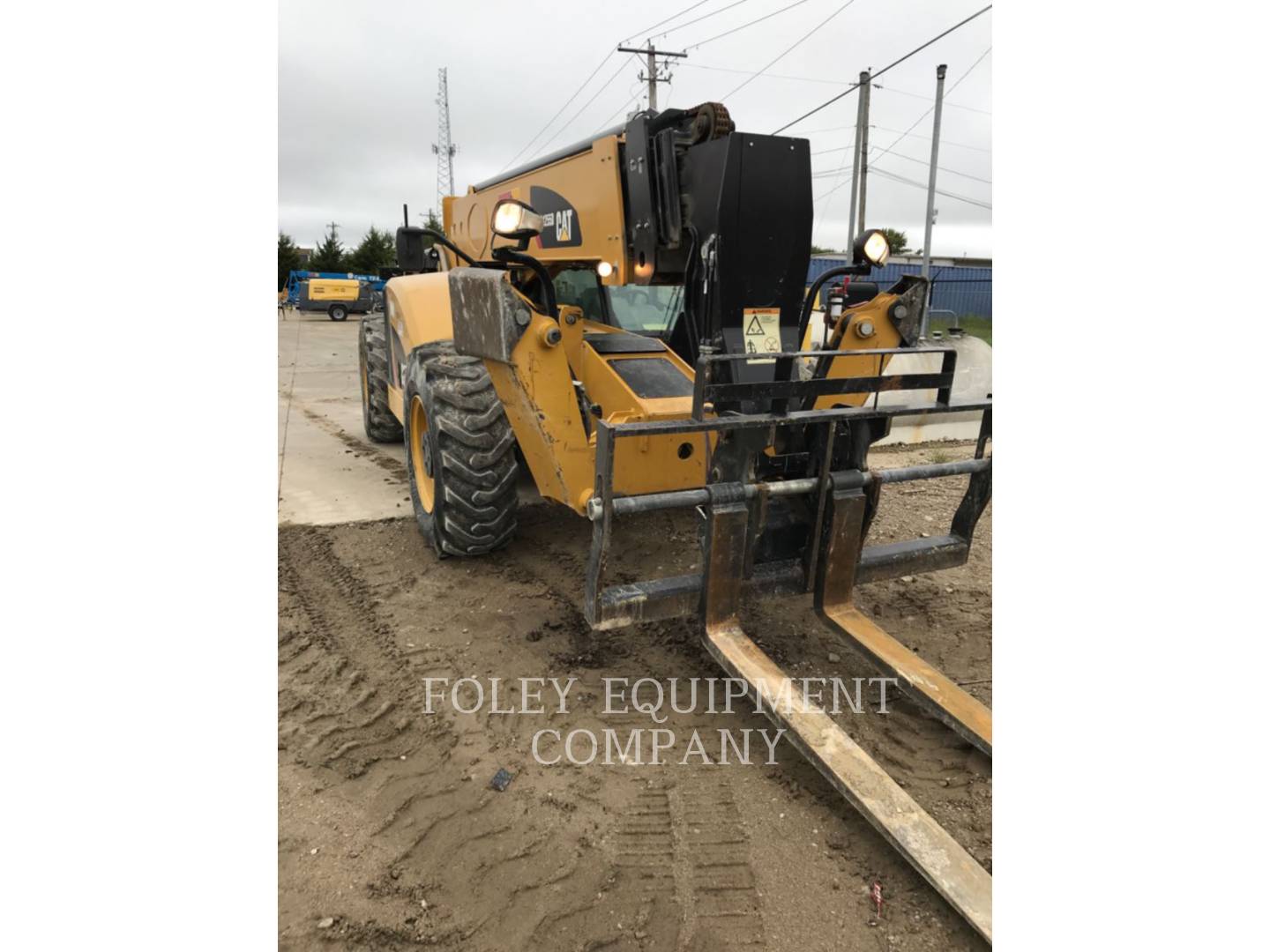 2016 Caterpillar TL1255D TeleHandler