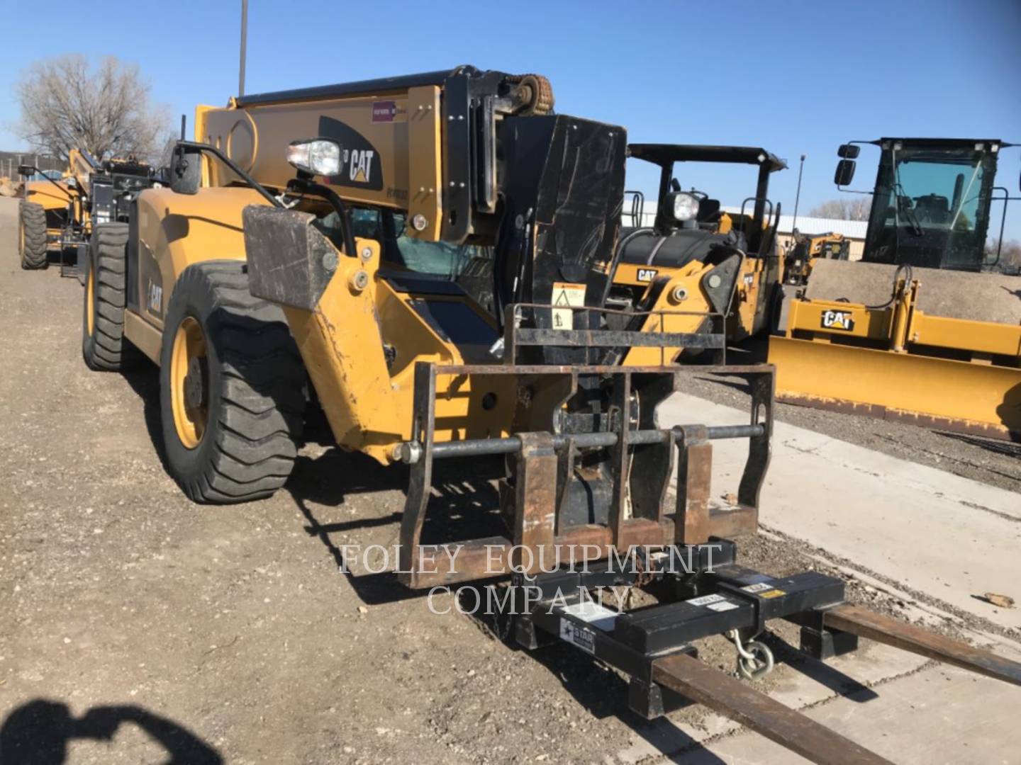 2016 Caterpillar TL1255D TeleHandler